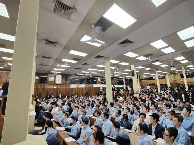 כל הילדים באים לעשרת הדברות